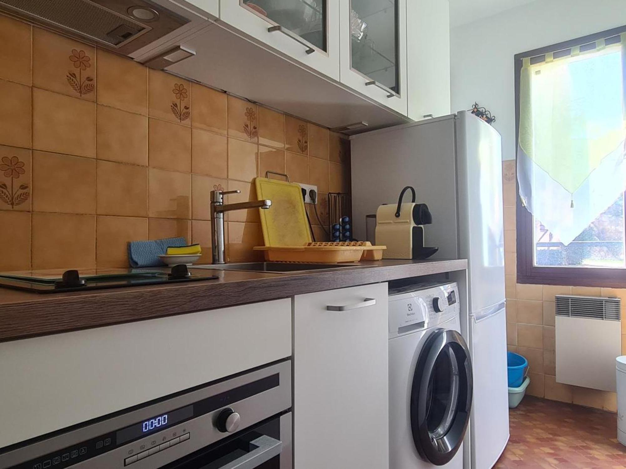 Avec Parking, Terrasse Ensoleillee Et Tennis A - Fr-1-309-234 Apartment *